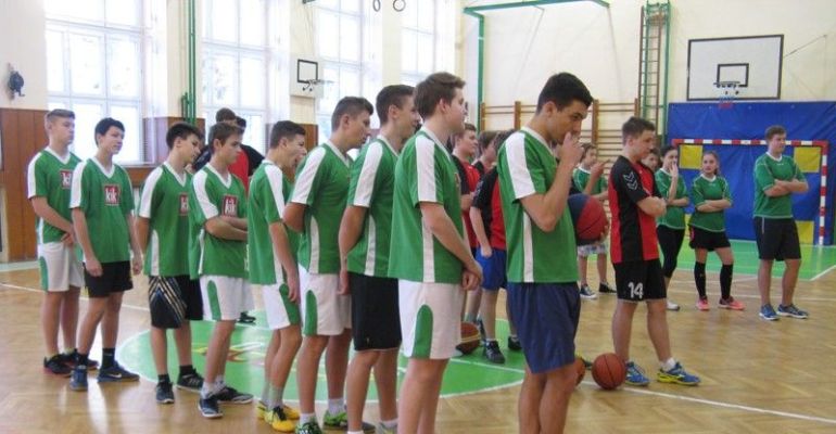 Podskalka pořádala basketbal