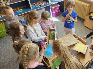 Obrázek k aktualitě Den Země ve školní družině